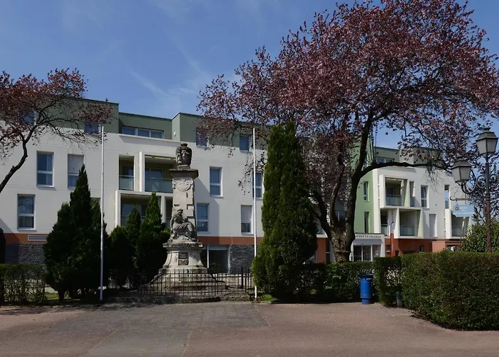 Aparthotel Domitys La Rose Du Beffroi